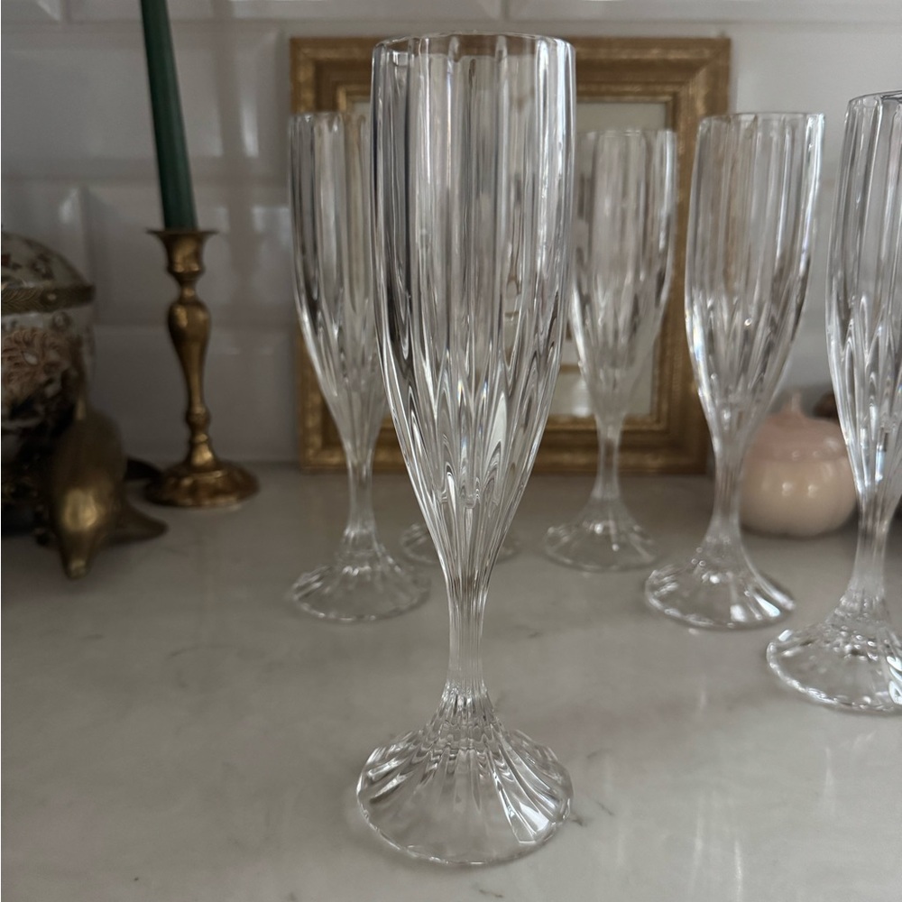 Mikasa Park Lane Crystal Champagne Flutes Retired 8 5/8” Set Of 6 - Picture 3 of 7